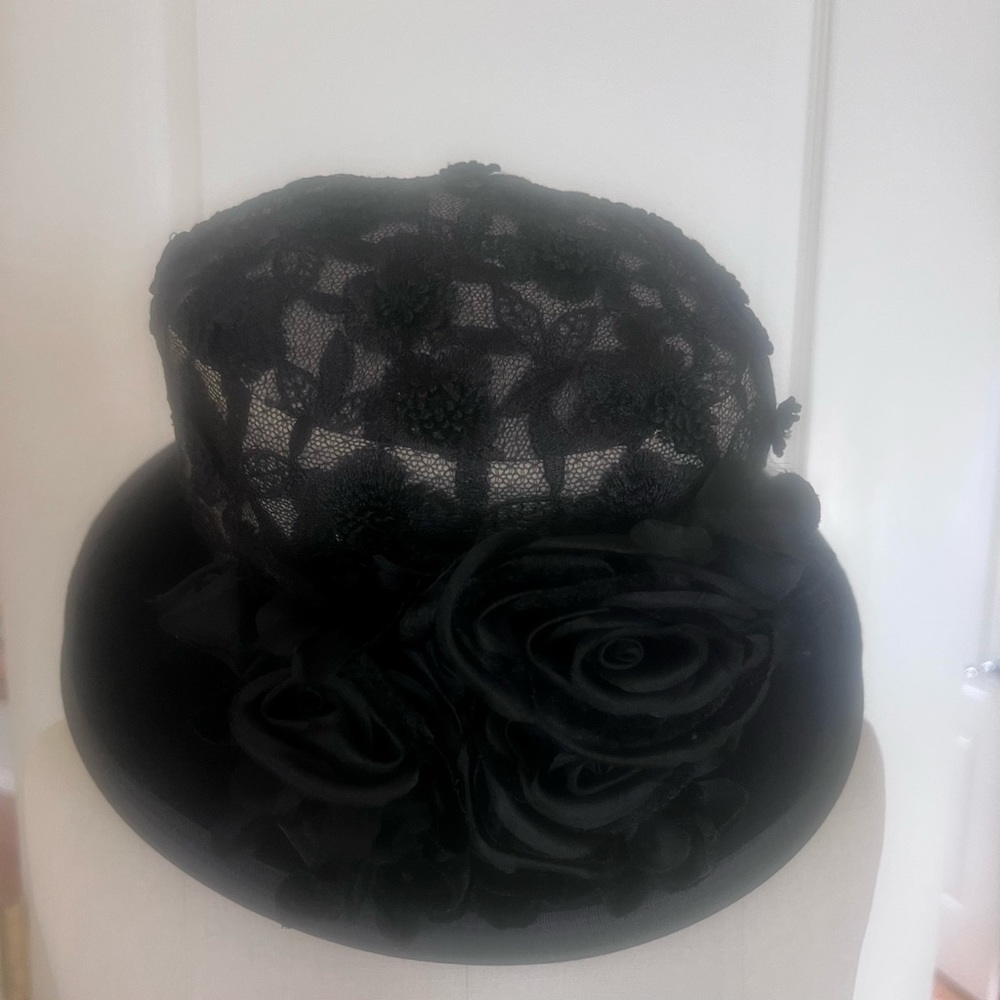 Kokin New York Wide Brim Velvet 3D Flower Satin Doll Designer Hat